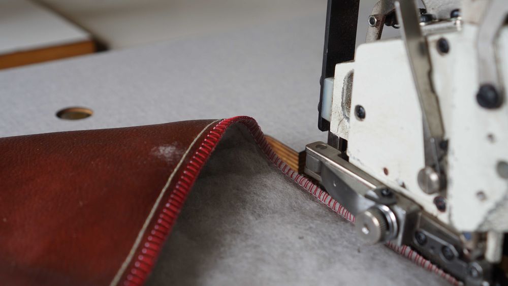 Overlock Brother do szycia pianki, tapicerka, silnik 230V