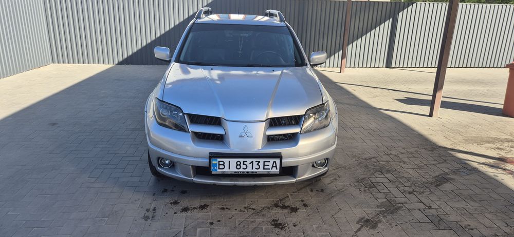 Продам Mitsubishi outlander