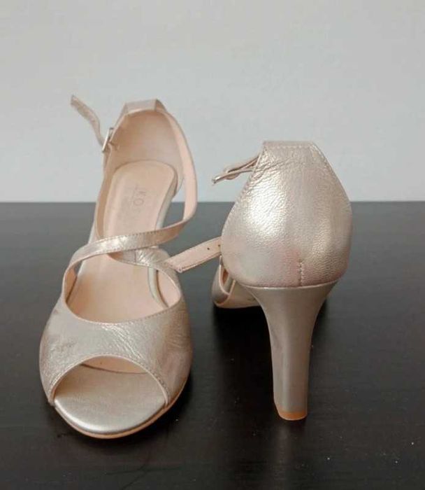 Sandały skórzane Kotyl raz ubrane!