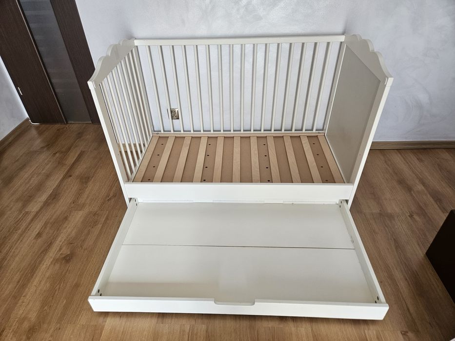 Łóżeczko dziecięce ikea