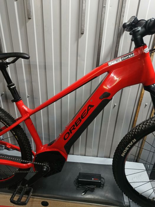 Електровелосипед Orbea Bosch CX Air Germany с зарядным устройством