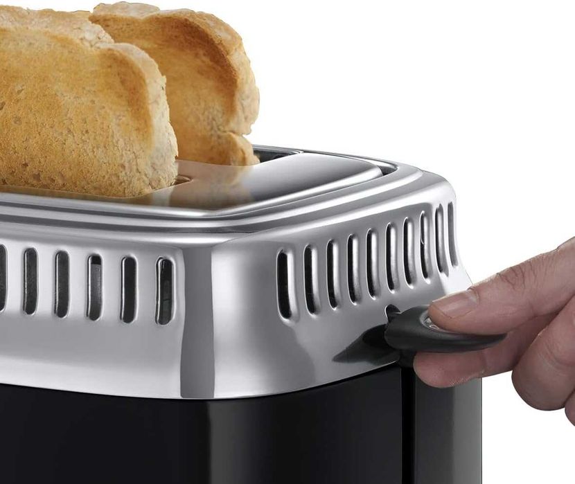 Тостер Russell Hobbs Retro Black 21681-56 [Клас енергоспоживання A+]