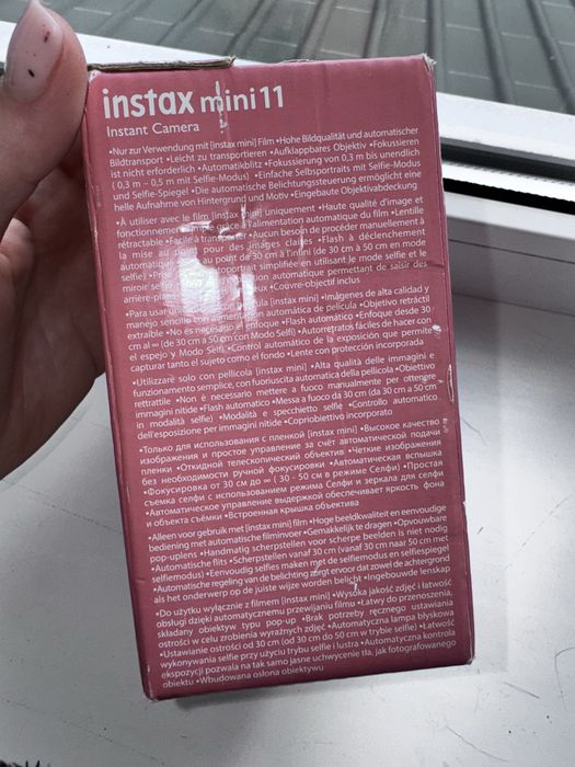 Фотокамера миттєвого друку Instax mini 11