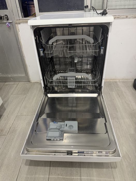 Maquina lavar loica Hotpoint
