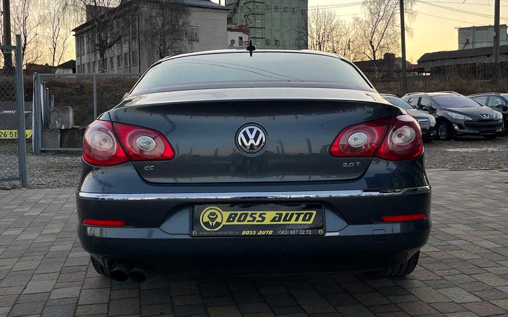 Volkswagen Passat 2011
