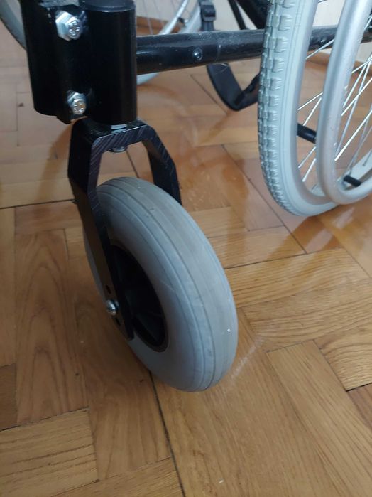 Wózek inwalidzki Vitea Care Cameleon skladany , dla seniora