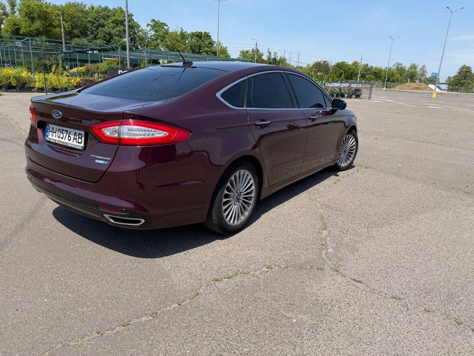 ford fusion titanium