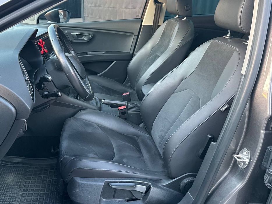 Seat Leon 2014  року, 1.6 дизель, механіка, передній привід, 323т.км