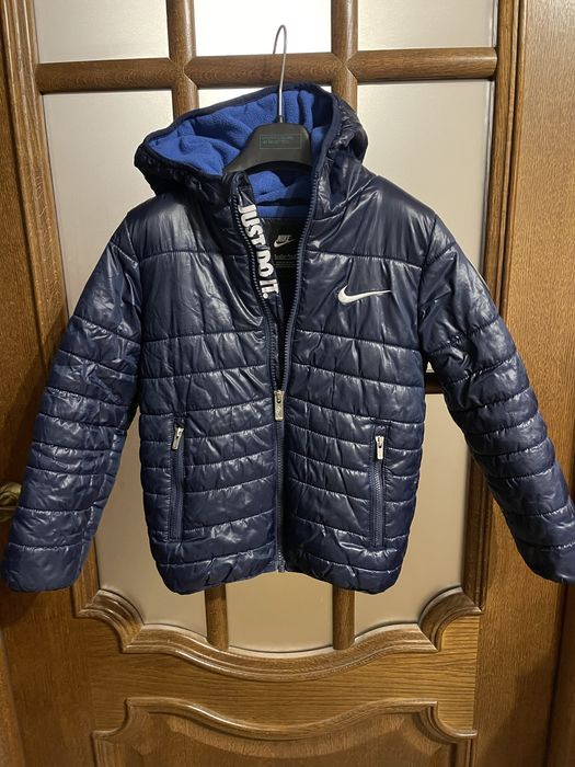 Nike  куртка, р110-116 см