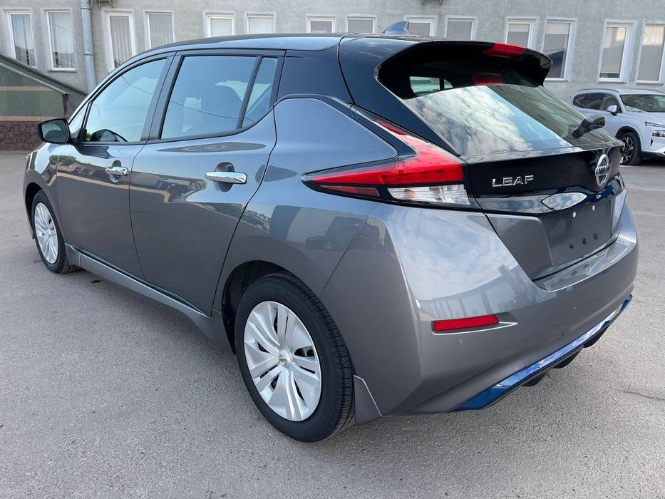 Продам Nissan leaf 2021 електромобіль