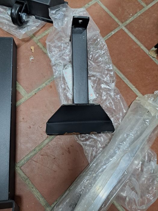 Regulowana ławeczka treningowa do ćwiczeń wada