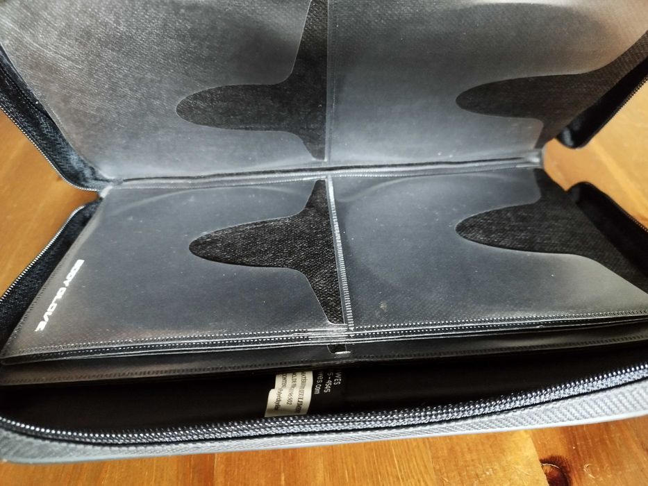 Bolsa para trasnporte de 64 CD/DVD