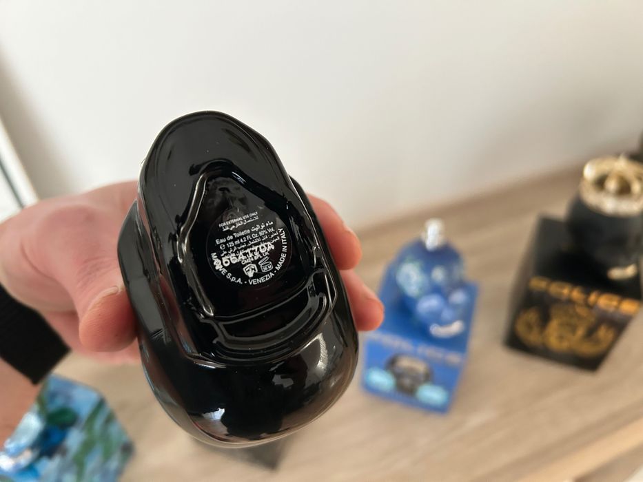 Vendo perfumes originais police.