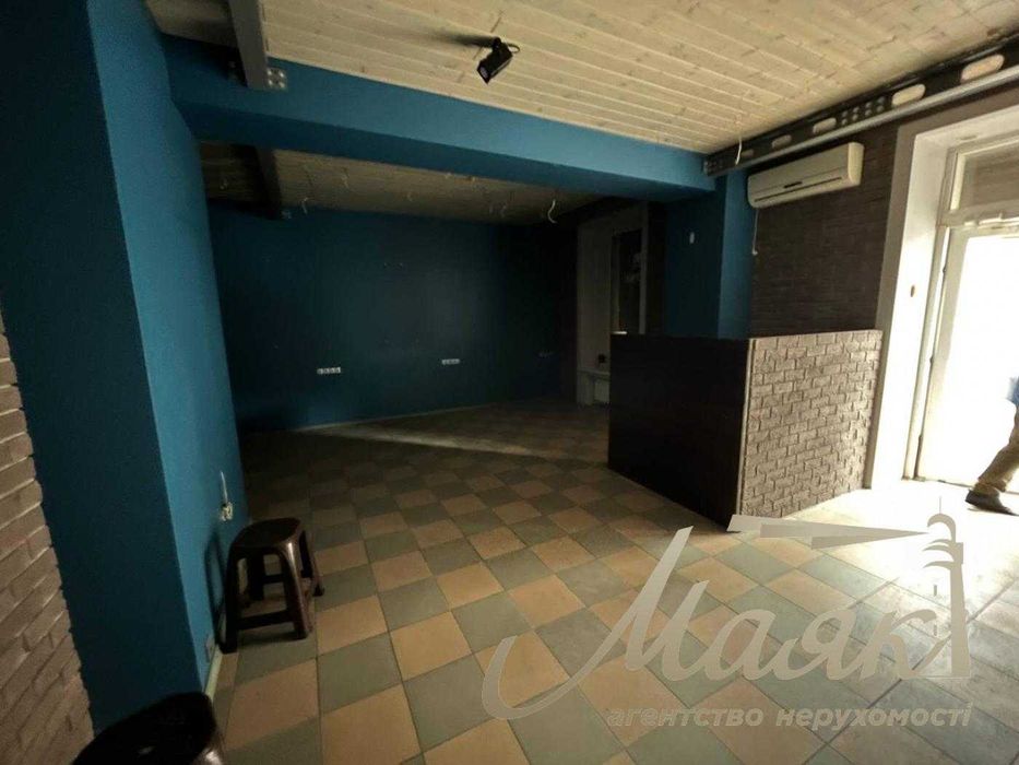 Продам приміщення 70 кв.м,пр.Соборниий,пл.Запорізька