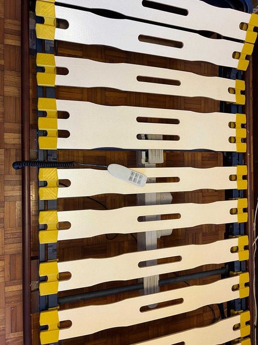 Cama articulada com c/comando