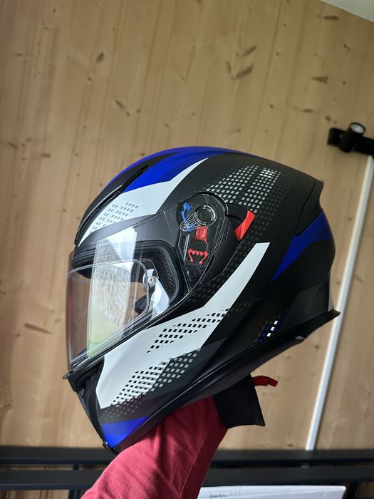 M-ка AGV k5s шолом