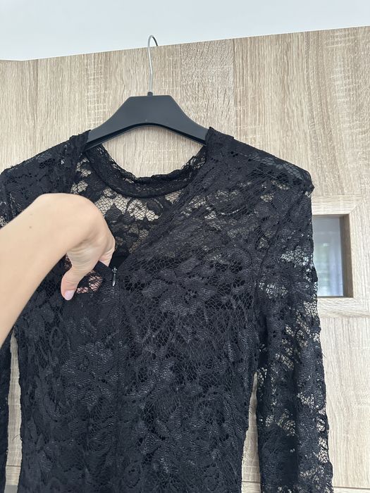 Mała czarna sukienka koronkowa Jacqueline de yong S