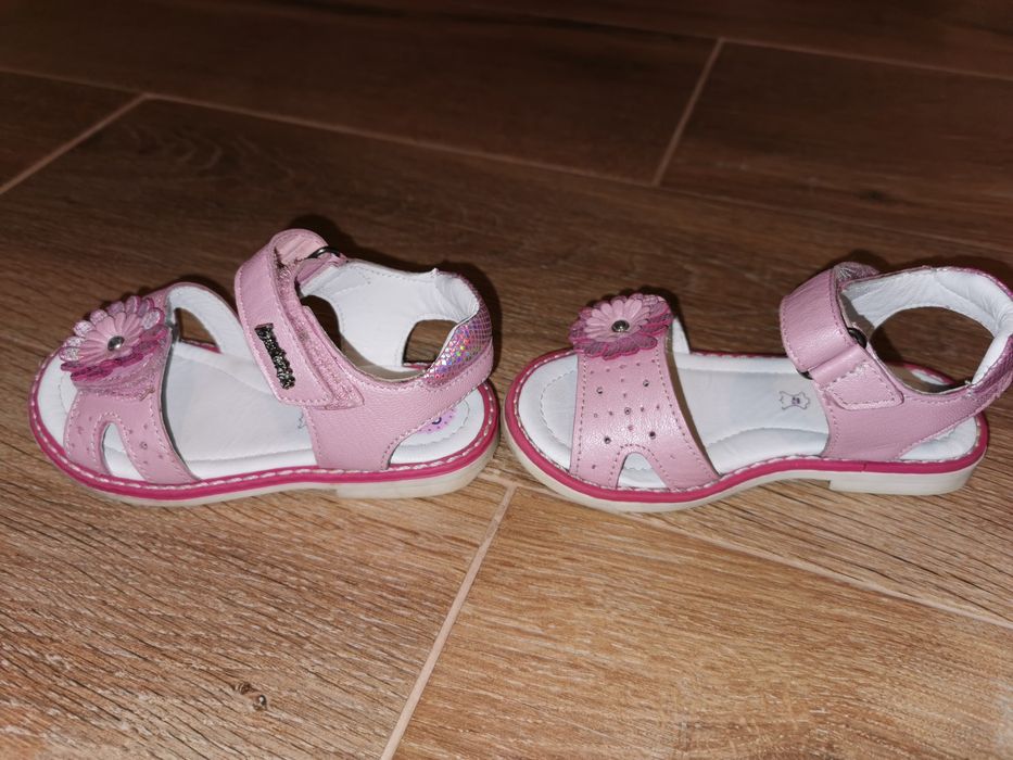 Sandałki buty Lasocki Kids stan bdb r.24