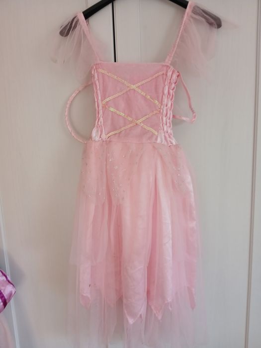 Piękna sukienka do przebrania na 5-7 lat