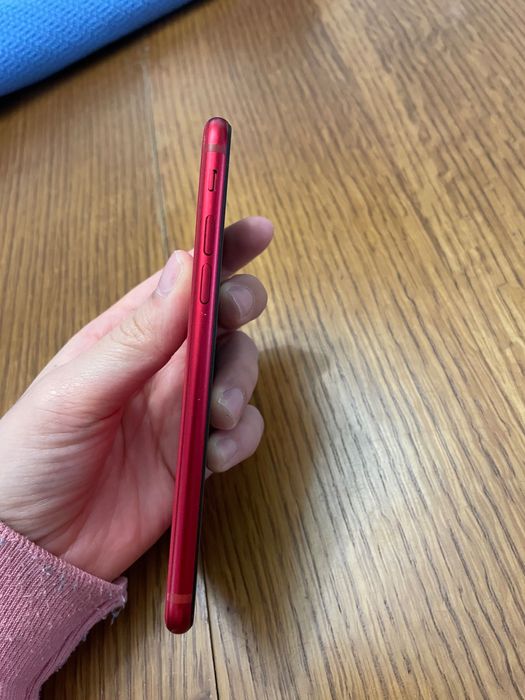 iPhone SE 2020 Red 64GB, imaculado