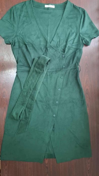 Сукня на зАпах від  Mango