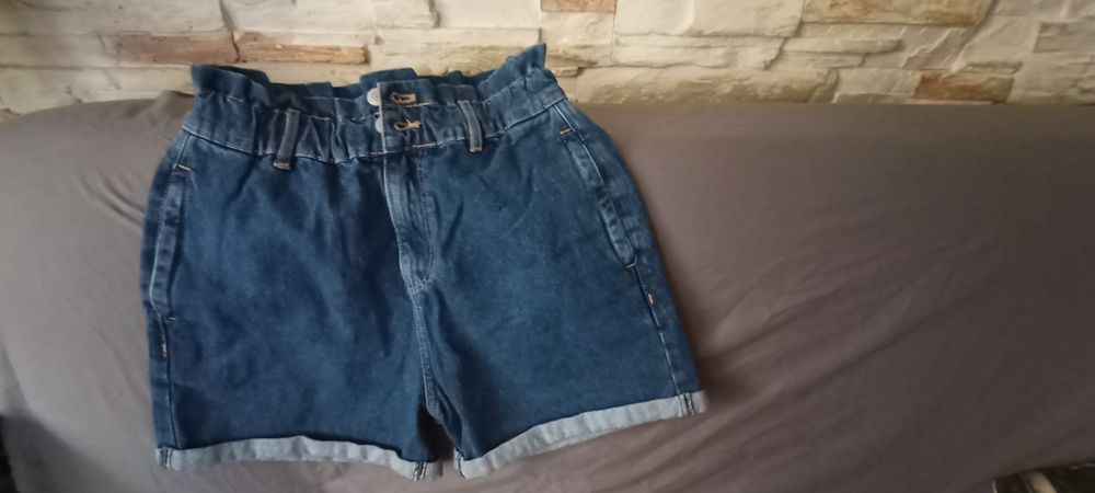 Spodenki z wysokim stanem