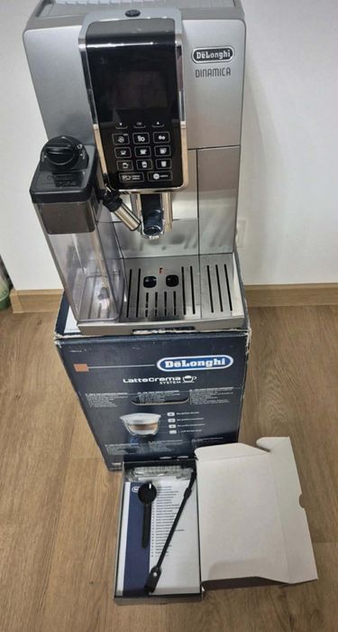 Ekspres De'Longhi Dinamica