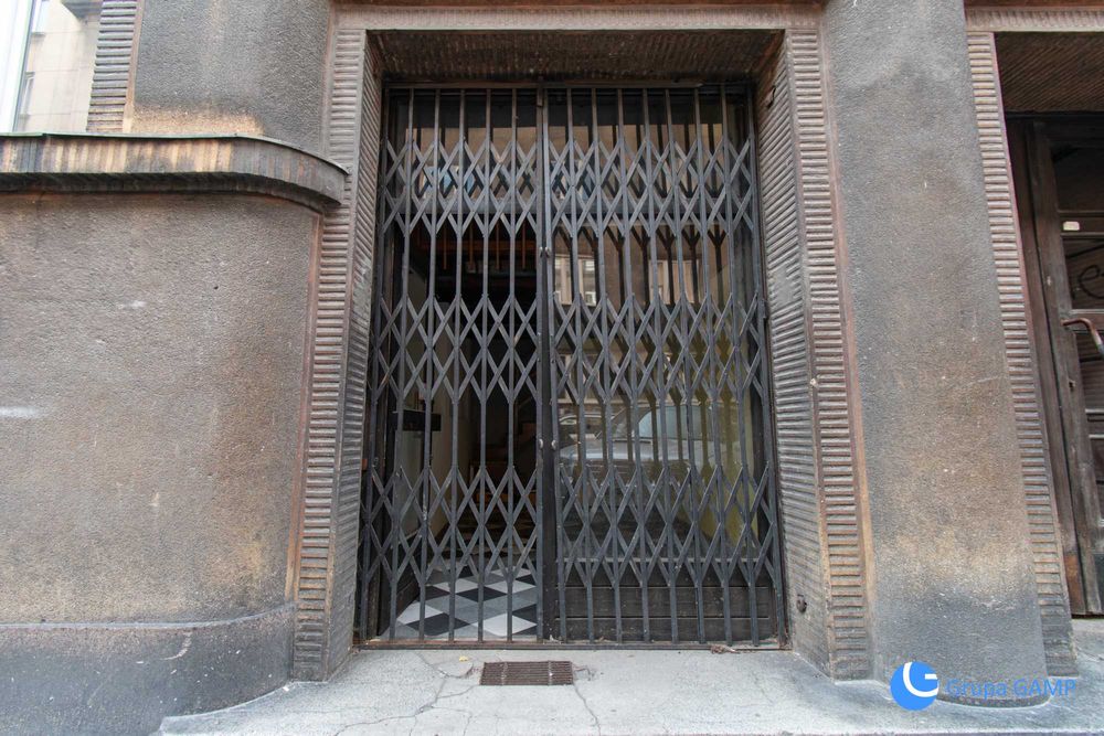 Lokal z witryną, antresola, ul. Lenartowicza, Krowodrza