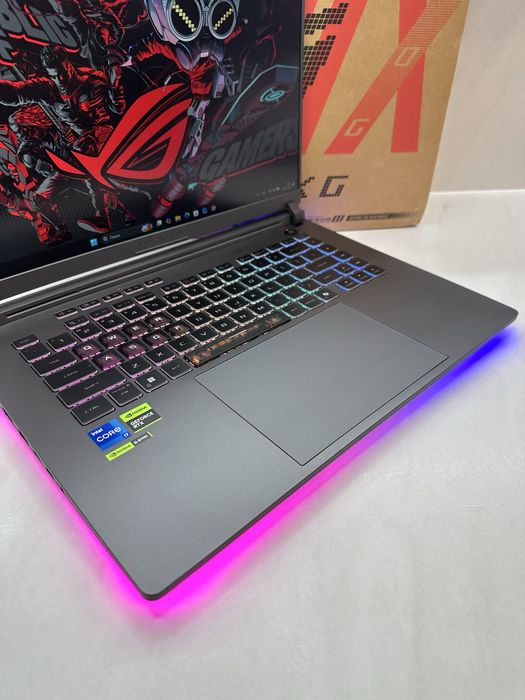 Інровий ноутбук Asus Rog Strix G16/i7-14650Hx/Rtx 5060/16ram/1tb ssd