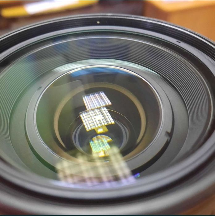 Продам розкішний об'єктив Nikon f Nikon AF-S Nikkor 24-85mm f/2.8-4D