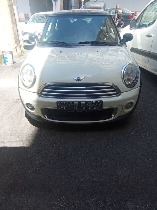 Mini Cooper Automatic445083326832988164