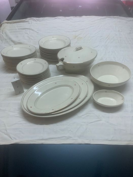 Serviço de jantar em loiça Lusitânia