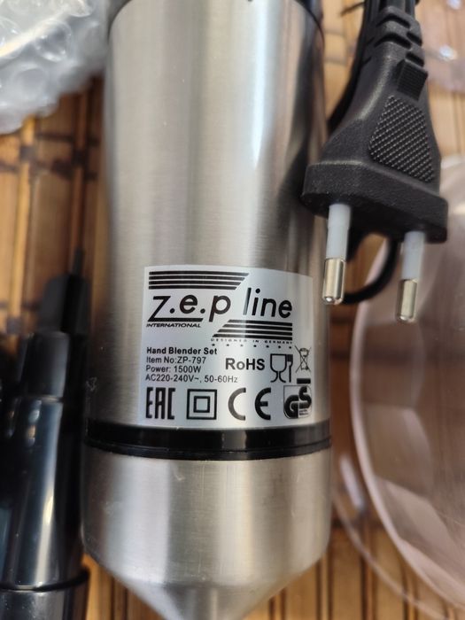 Продам блендер Z.e.p line zp-797 1500вт 7в 1 черный.