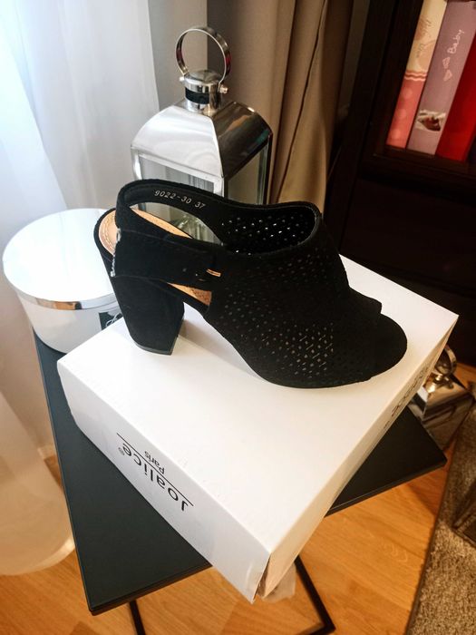 Buty na obcasie rozm.37