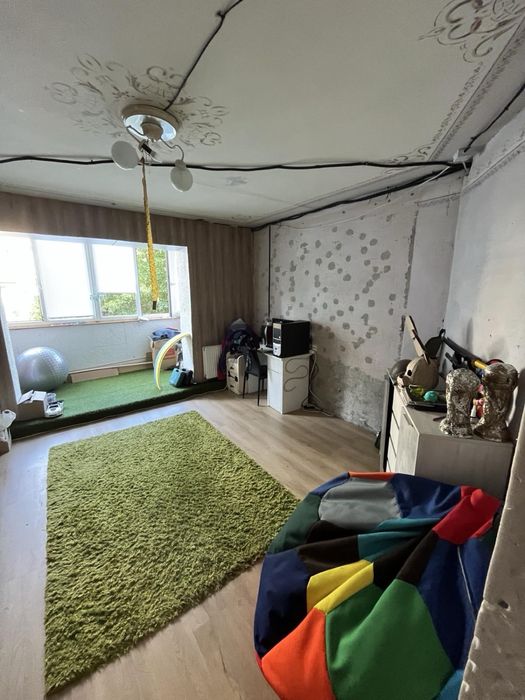 Продаж 3-кім. квартири м. Ужгород