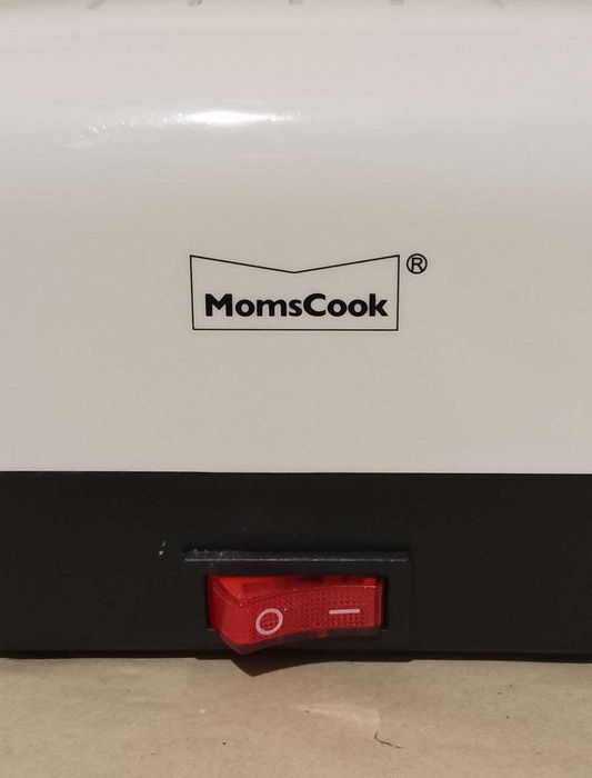 Электрическая ножеточка "MomsCook" MTKN-001. Новая. Полный комплект.