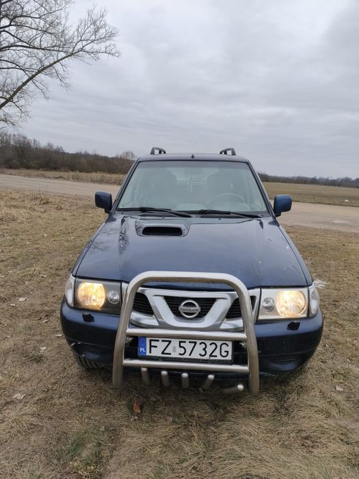 Nissan Terrano II