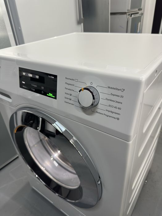 Пральна машина фірми Miele WEG675 wps