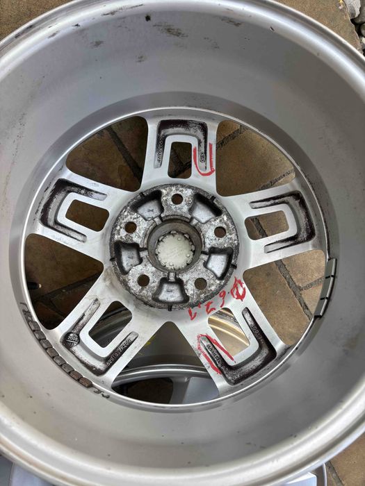 Оригінальні диски 5/114.3 r16 6.5j et51 kia ceed  hyundai
