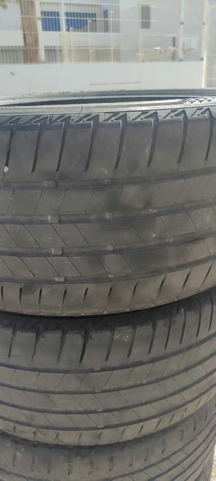 Pneus 225/40 r18 Bridgestone usados
