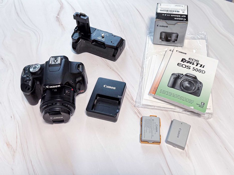 Canon 500D + EF 50mm f/1.8 II - готовий комплект для першої камери