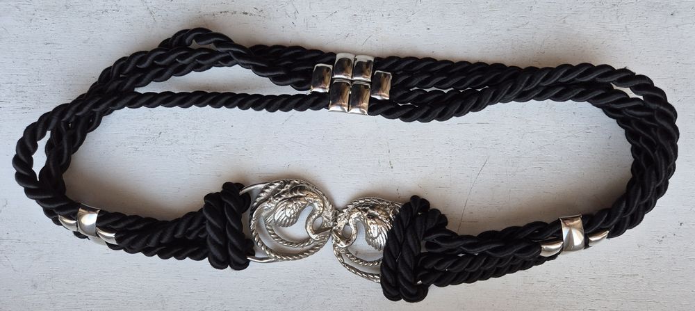 ŁABĘDZIE damski pasek stan idealny ciekawy design