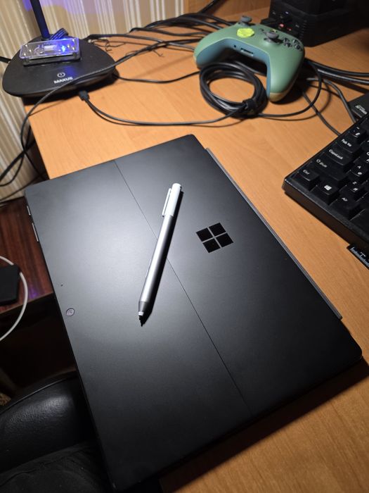 Ноутбук-планшет Microsoft Surface Pro 7