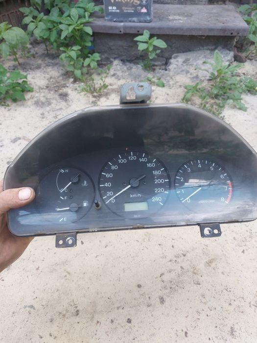 Генератор , стартер mazda 323f Ba