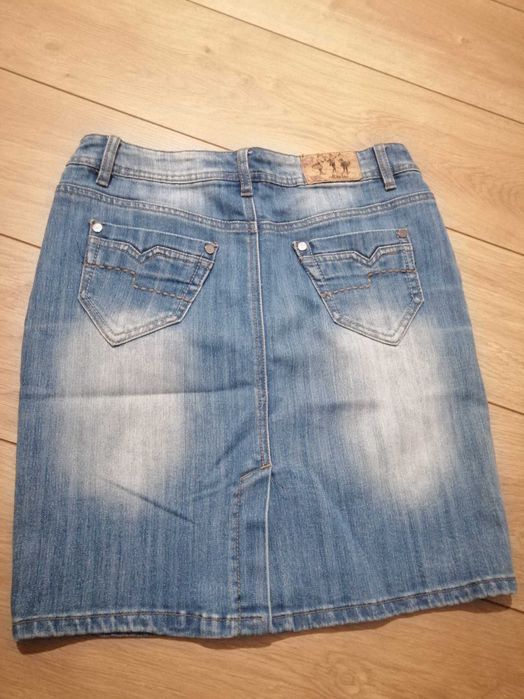 Spódnica jeansowa rozmiar 38/40