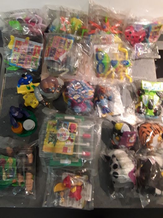 Brinquedos do Happy Meal