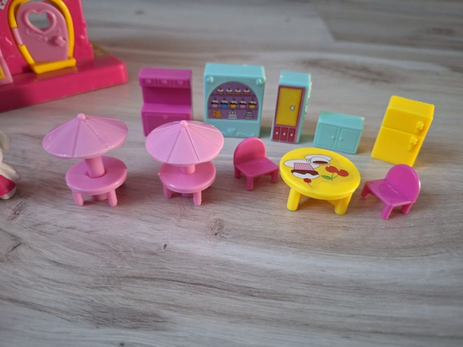 Mini domek kawiarnia mebelki