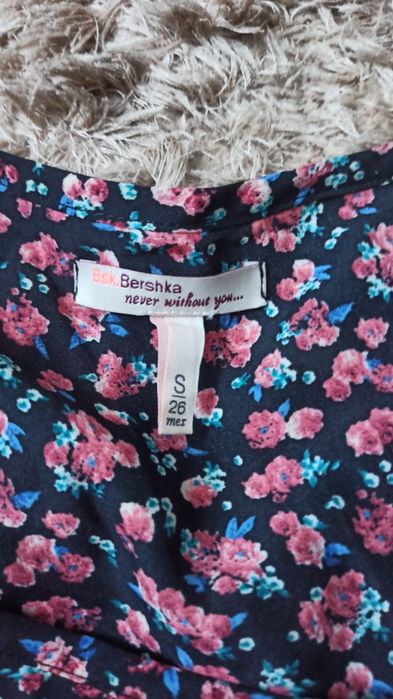 Sukienka Bershka S