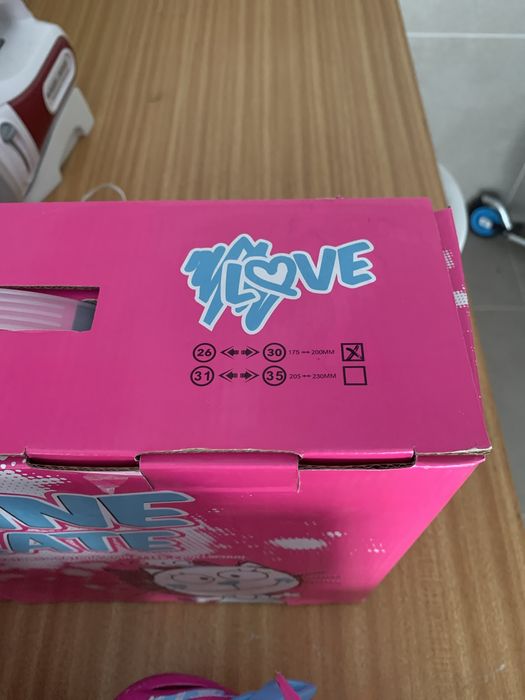 Patins em linha/skate crianca decathlon. tamanho 26 ao 30.