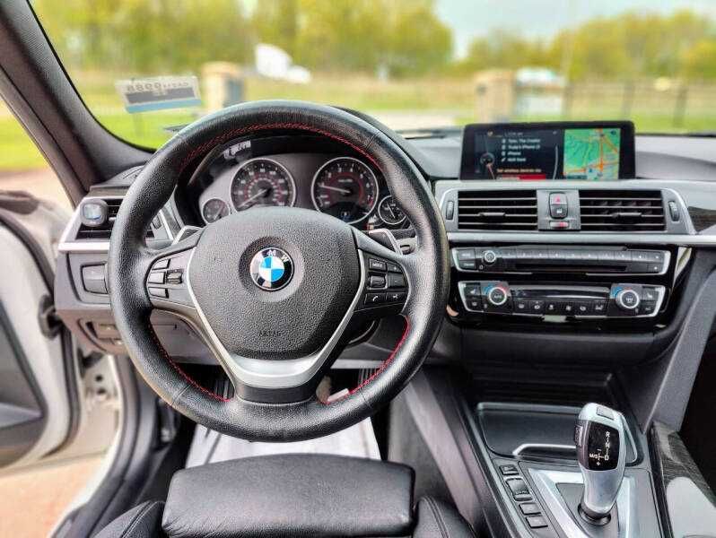 2016 BMW 3 Series 330e